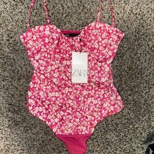 Zara Pink Floral Bodysuit